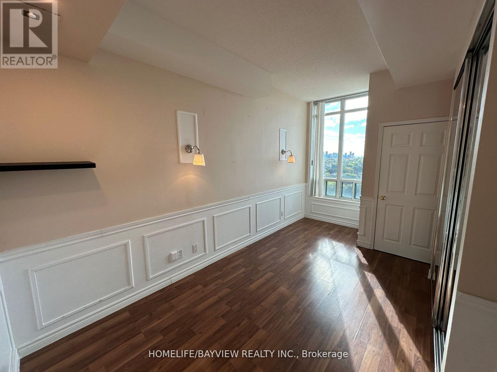 Ph107 - 5 Emerald Lane, Vaughan, Ontario  L4J 8P7 - Photo 8 - N12487695