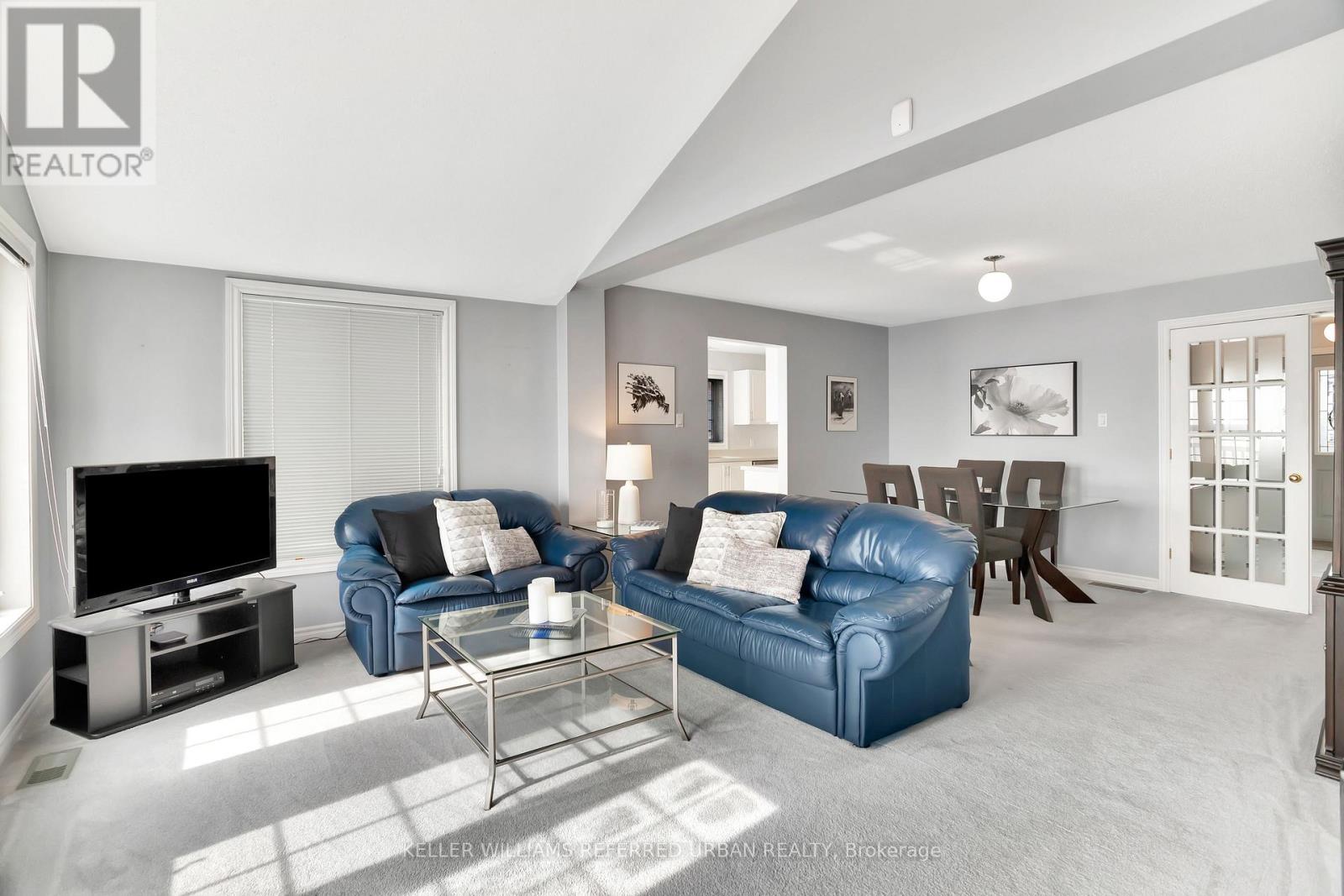 259 Pleasant Boulevard, Georgina, Ontario  L4P 2S7 - Photo 12 - N12487713