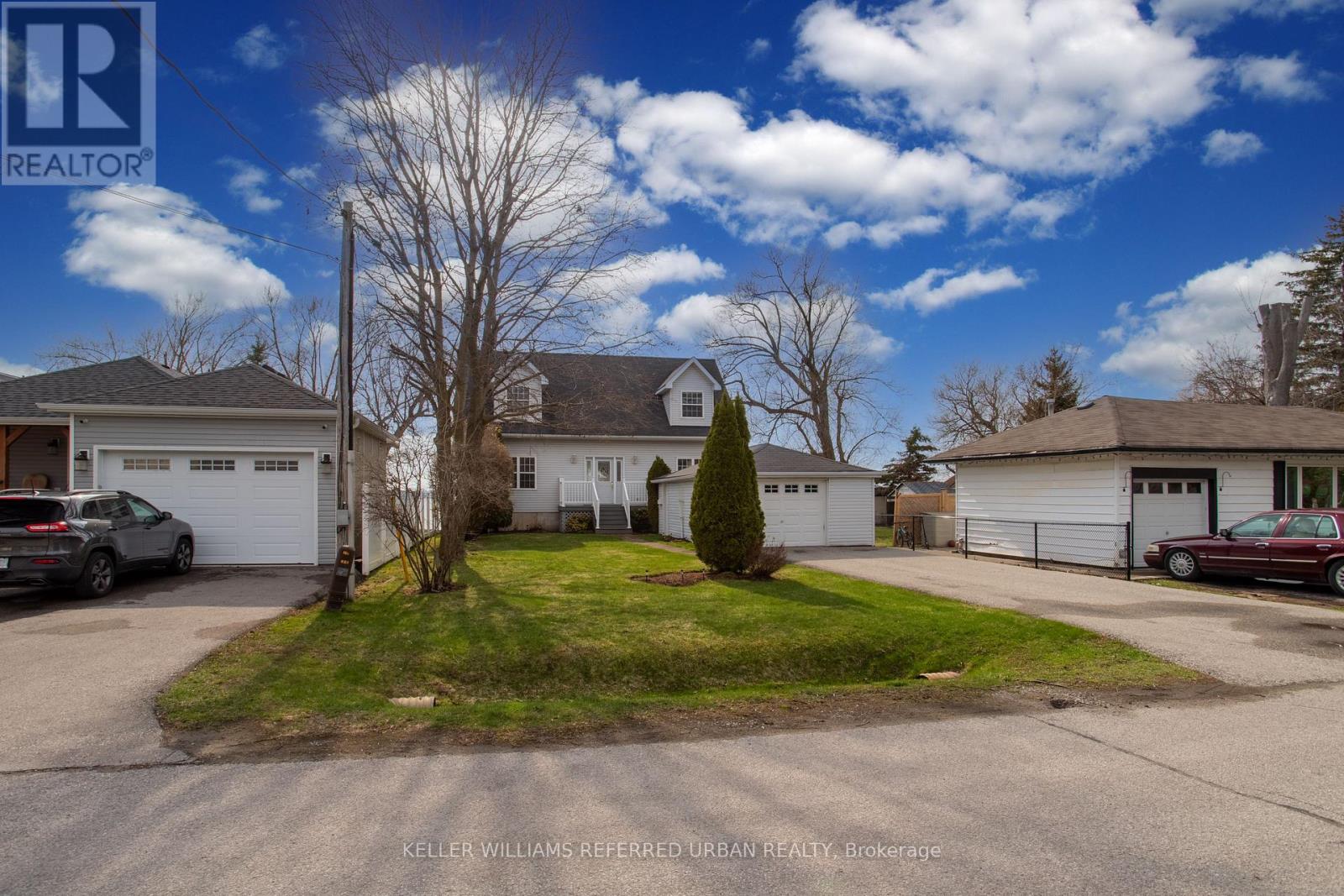 259 Pleasant Boulevard, Georgina, Ontario  L4P 2S7 - Photo 2 - N12487713