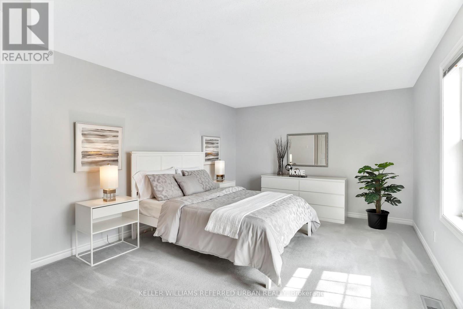 259 Pleasant Boulevard, Georgina, Ontario  L4P 2S7 - Photo 24 - N12487713