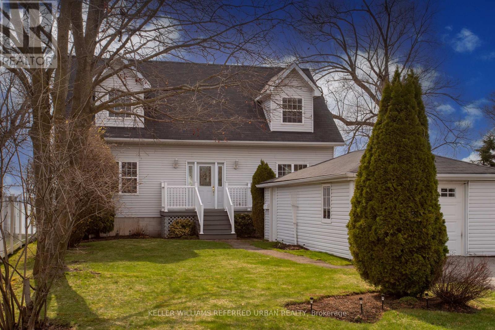 259 Pleasant Boulevard, Georgina, Ontario  L4P 2S7 - Photo 3 - N12487713