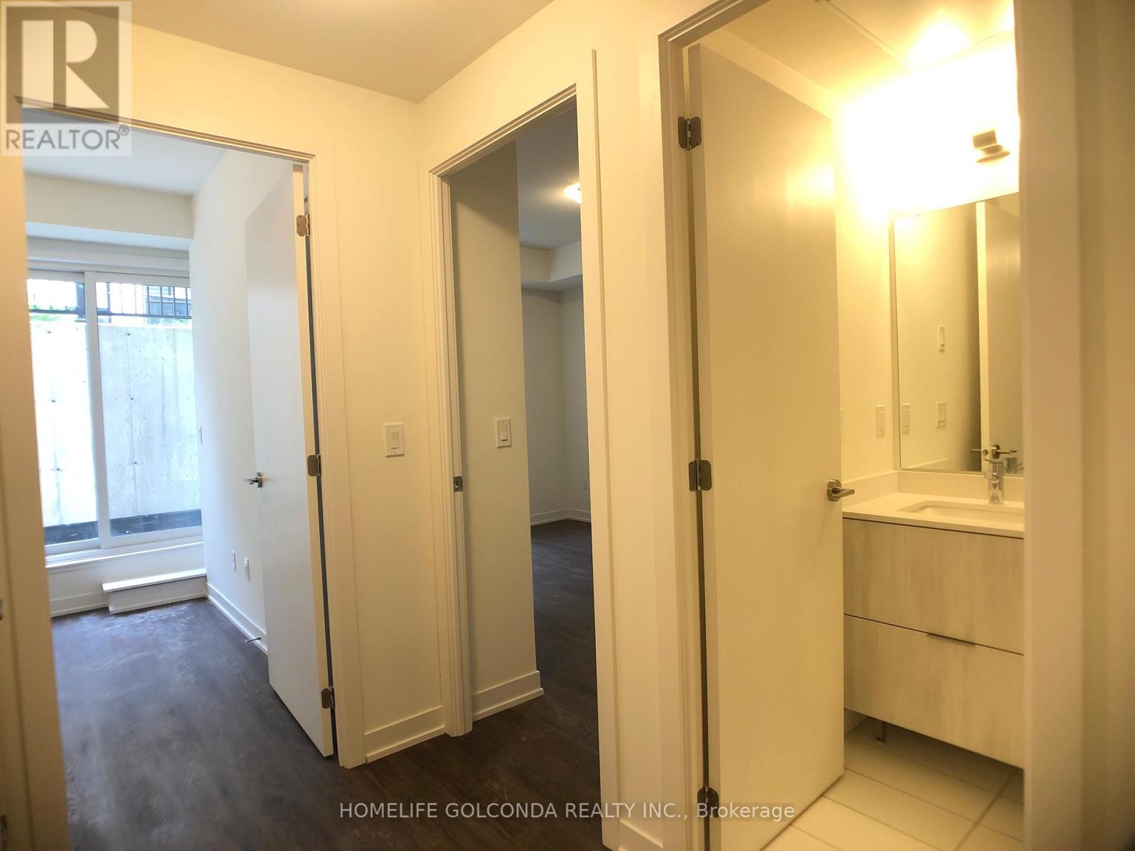 1121 - 12 David Eyer Road, Richmond Hill, Ontario  L4S 0N4 - Photo 19 - N12487732