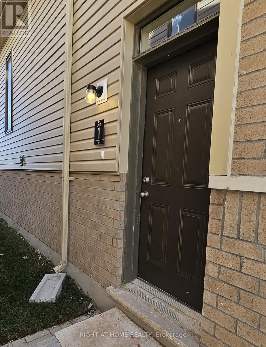 1 - 150 Terry Fox Drive, Barrie, Ontario  L9S 2Z8 - Photo 2 - S12487737