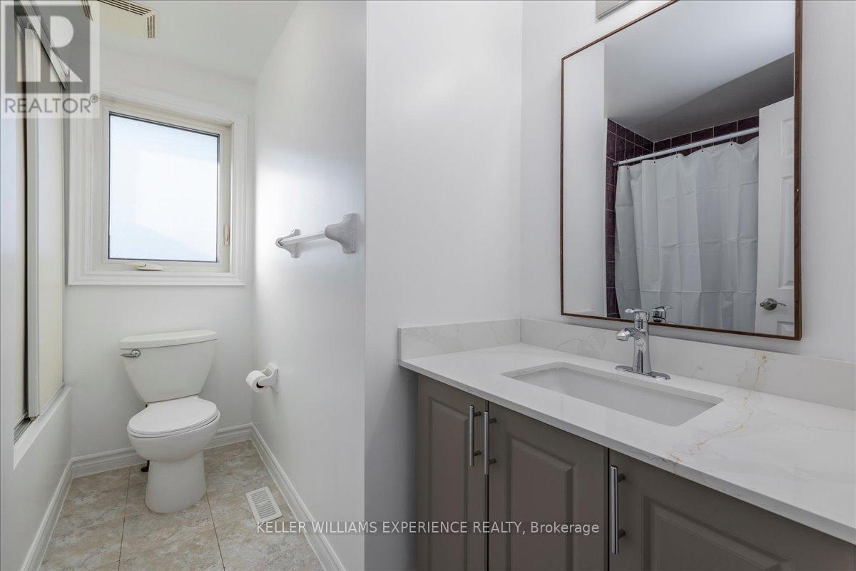 4 Tunbridge Road, Barrie, Ontario  L4M 6S8 - Photo 10 - S12487739