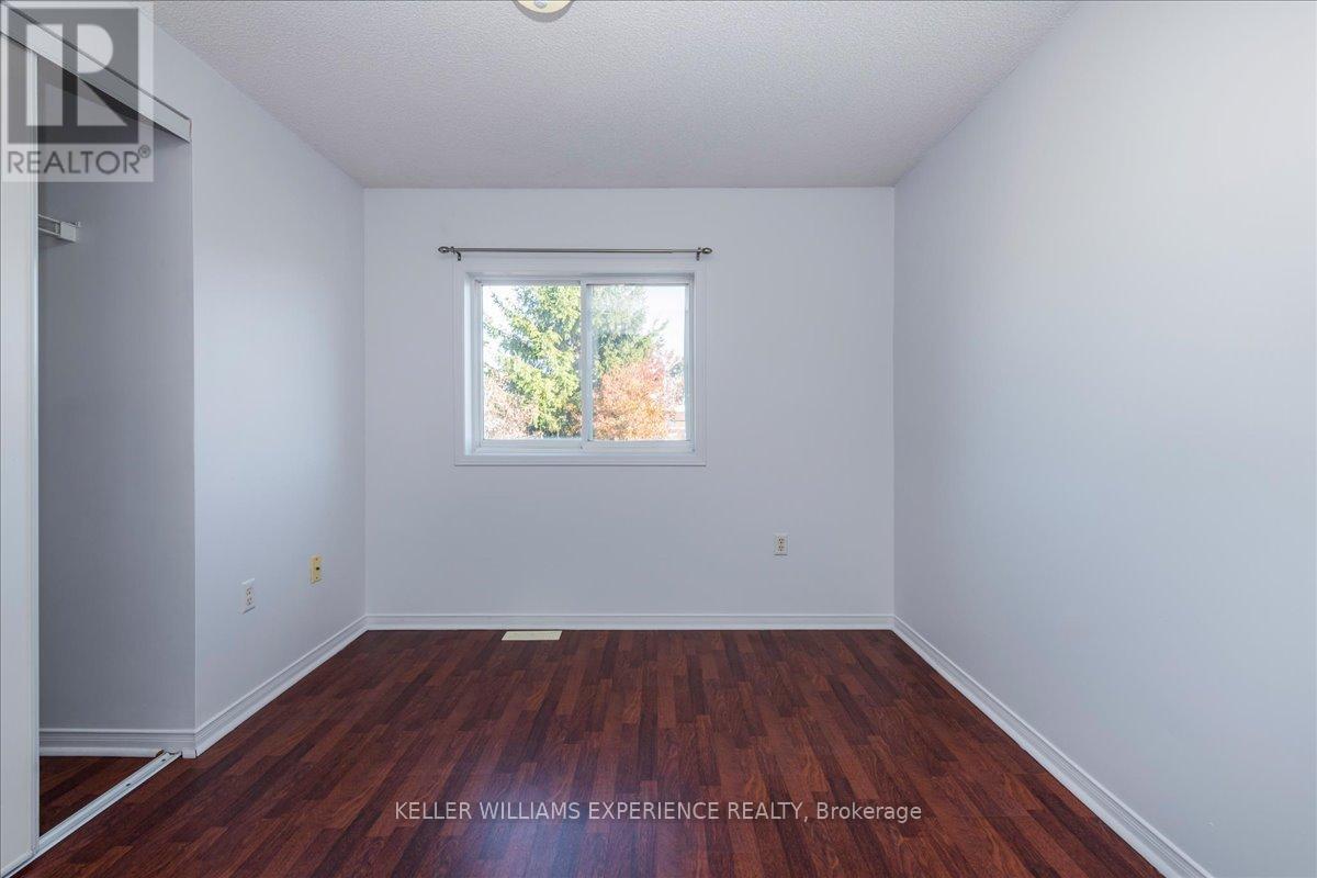 4 Tunbridge Road, Barrie, Ontario  L4M 6S8 - Photo 12 - S12487739