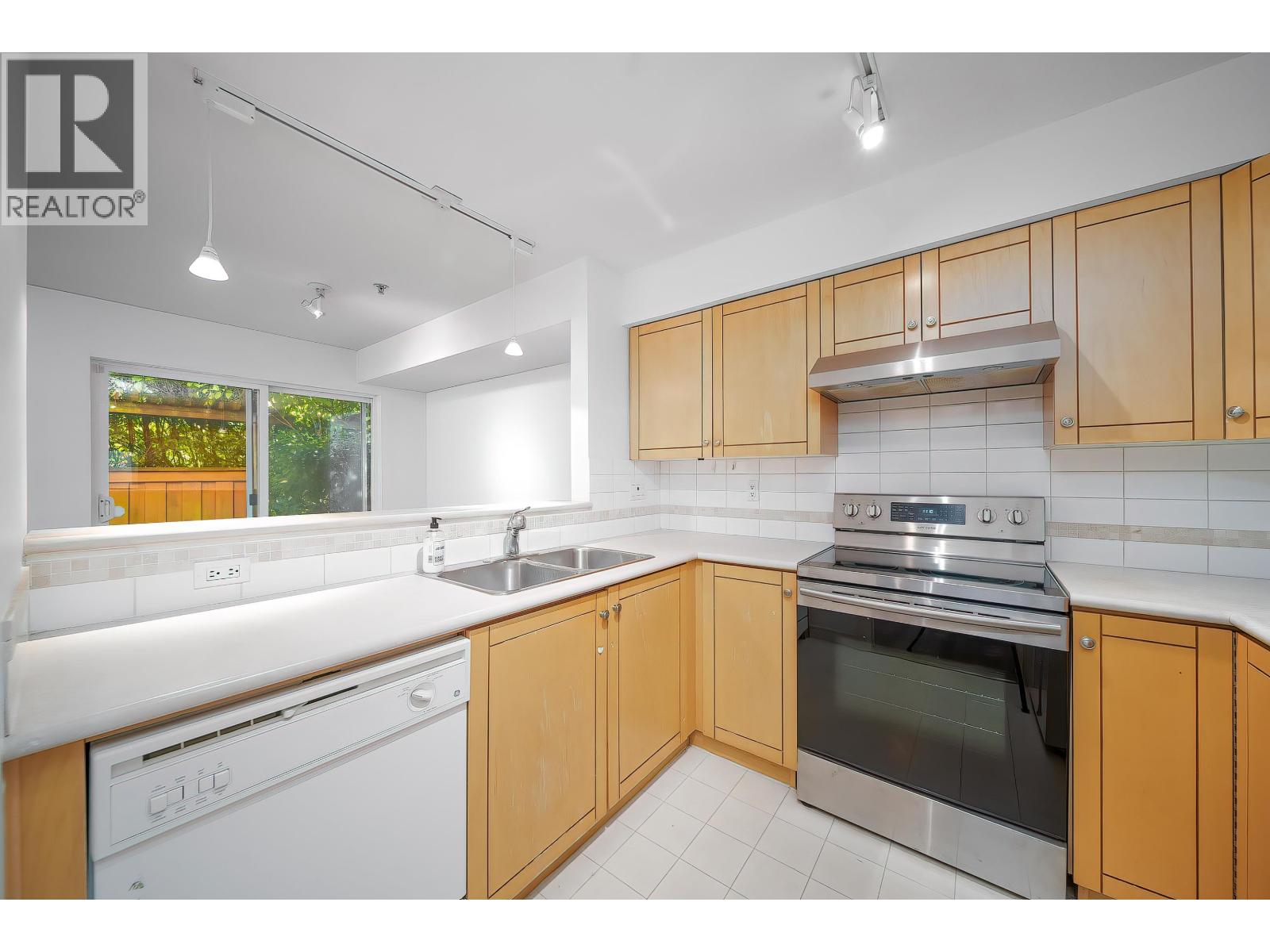 30 7128 Stride Avenue, Burnaby, British Columbia  V3N 1T5 - Photo 10 - R3054866