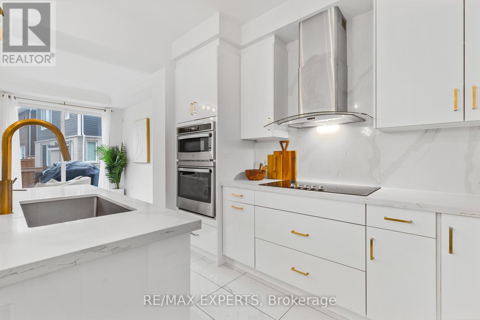 1358 Lobelia Crescent, Milton, Ontario  L9E 1X5 - Photo 13 - W12487682