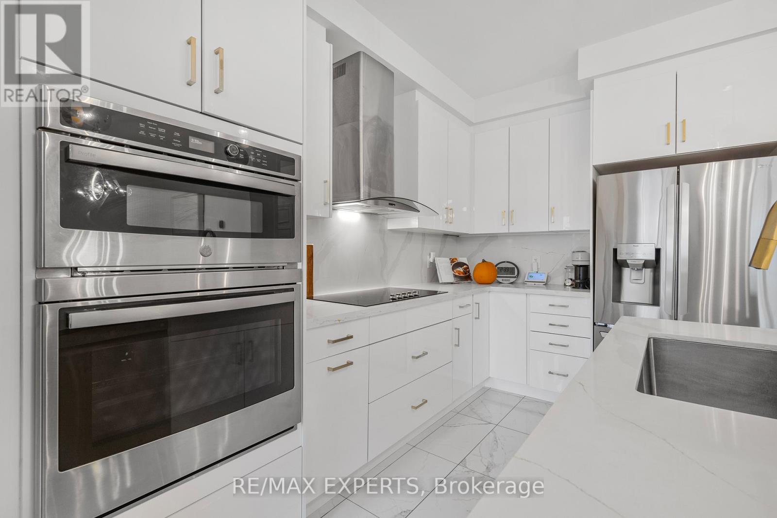 1358 Lobelia Crescent, Milton, Ontario  L9E 1X5 - Photo 15 - W12487682