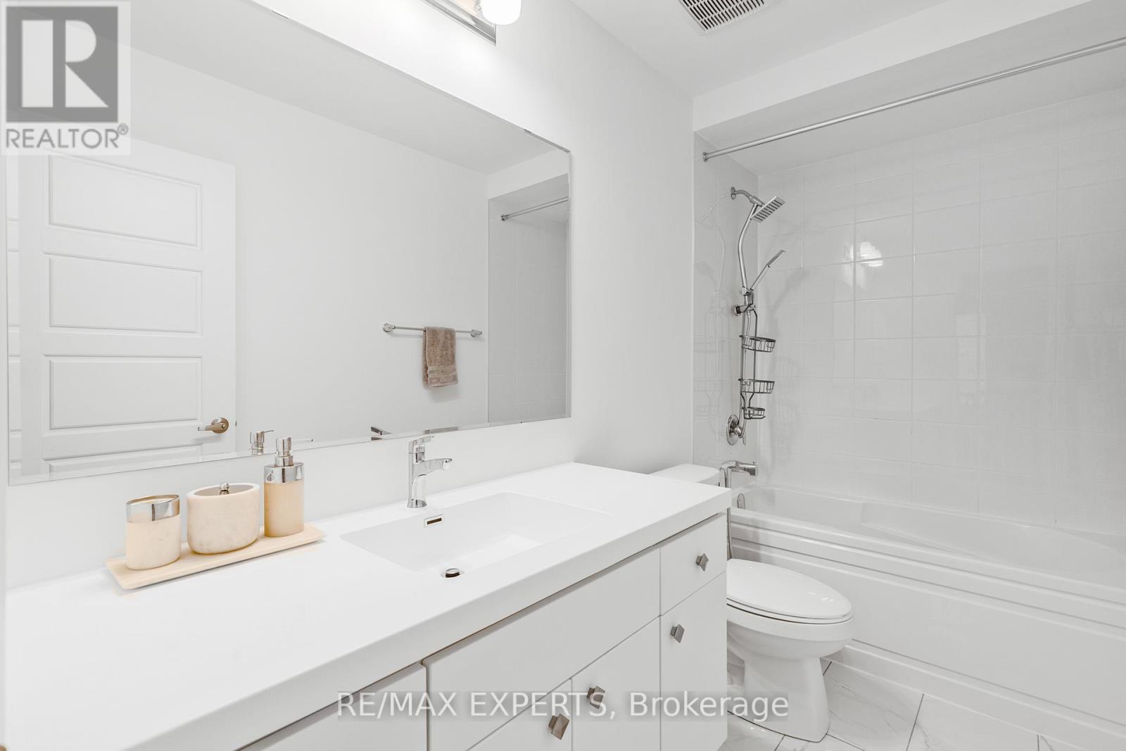 1358 Lobelia Crescent, Milton, Ontario  L9E 1X5 - Photo 29 - W12487682