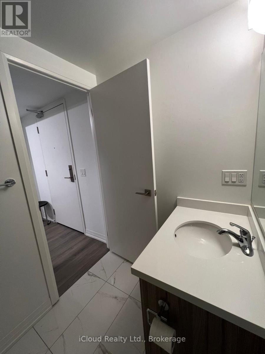 207 - 408 Brown's Line E, Toronto, Ontario  M8W 3T8 - Photo 4 - W12487687