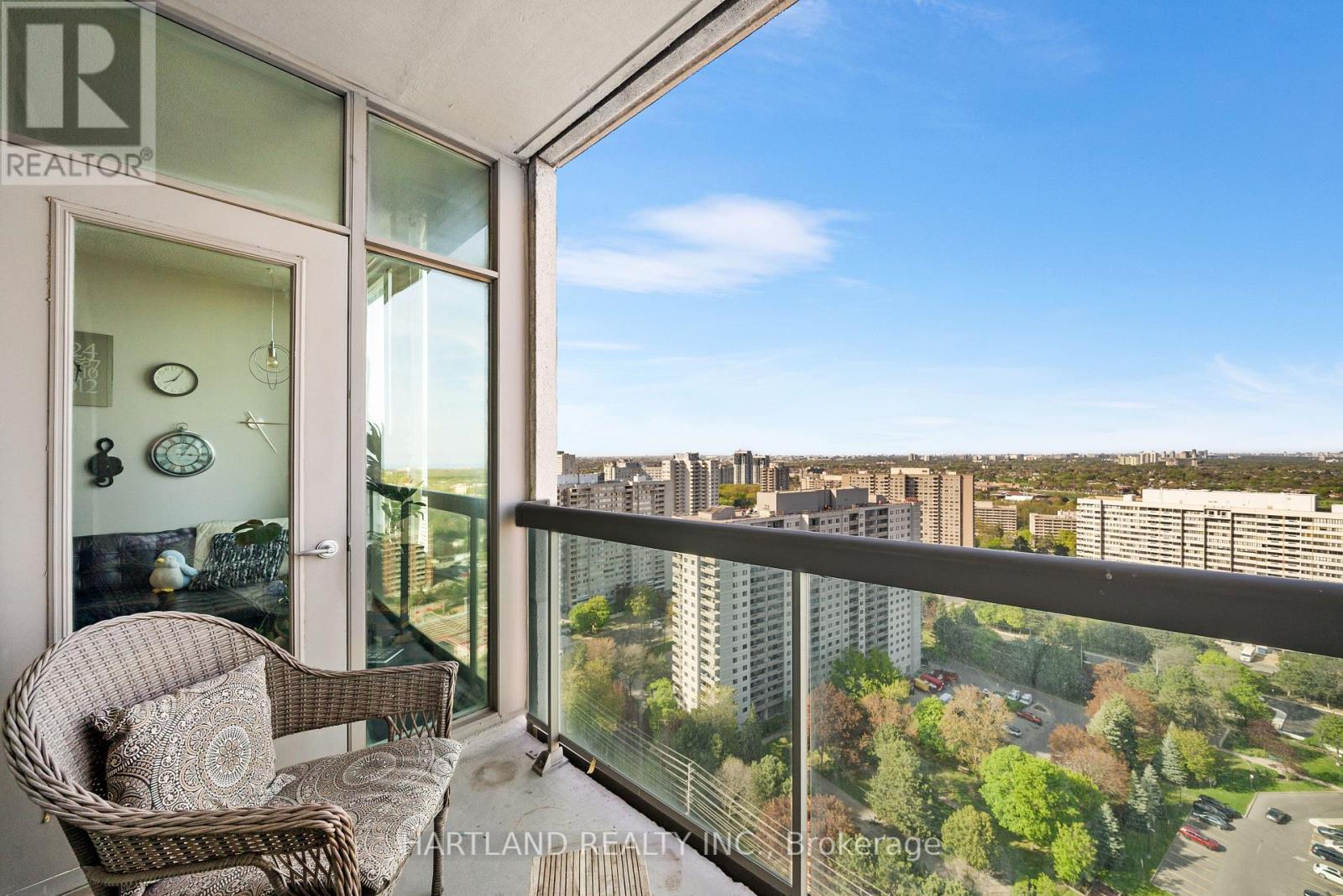 2701 - 3504 Hurontario Street, Mississauga, Ontario  L5B 0B9 - Photo 14 - W12487702