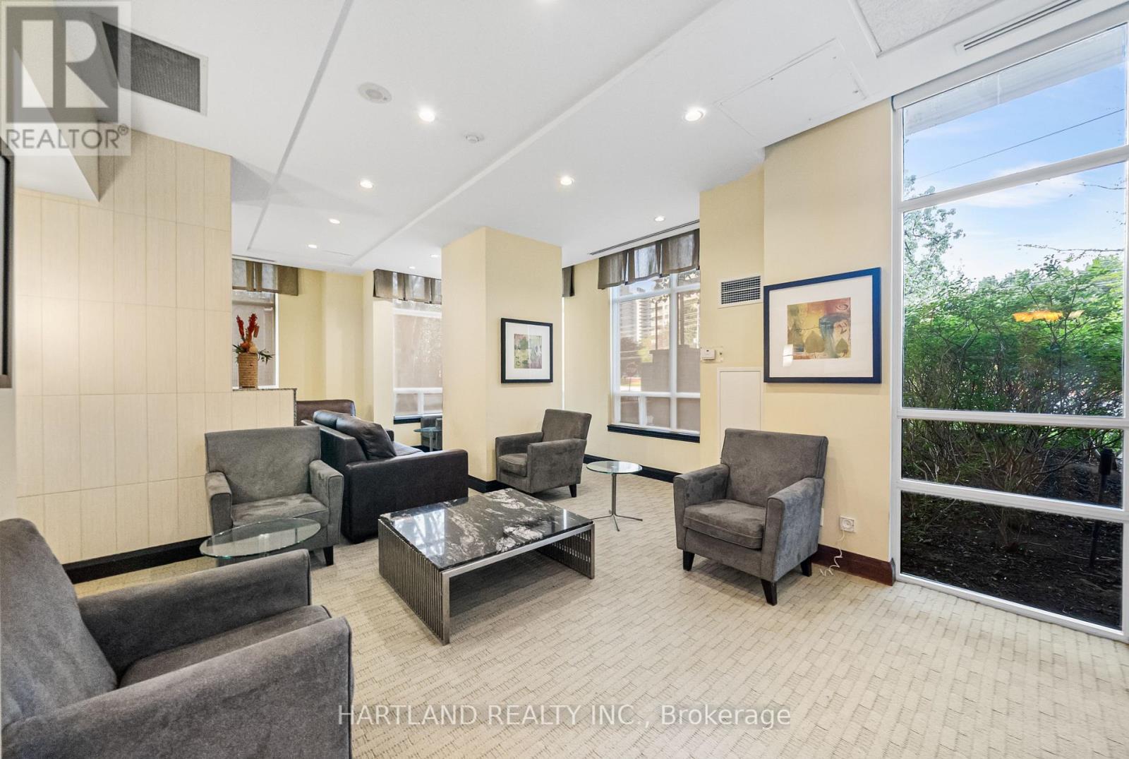 2701 - 3504 Hurontario Street, Mississauga, Ontario  L5B 0B9 - Photo 29 - W12487702