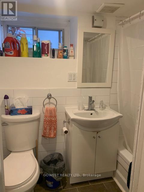 3 - 487 Indian Grove, Toronto, Ontario  M6P 2J1 - Photo 4 - W12487705