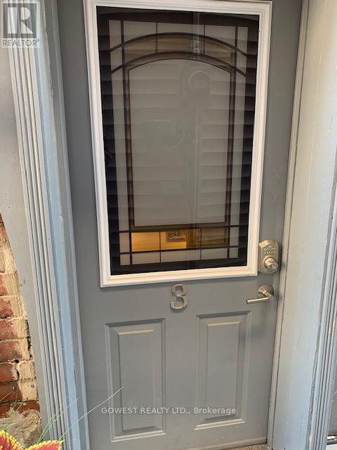 3 - 487 Indian Grove, Toronto, Ontario  M6P 2J1 - Photo 7 - W12487705