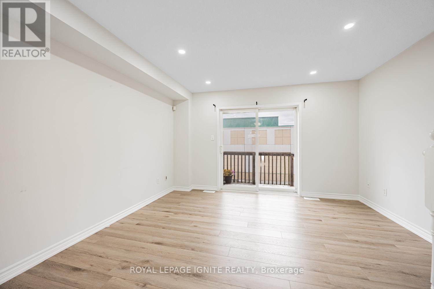 3356 Redpath Circle, Mississauga, Ontario  L5N 8R2 - Photo 11 - W12487714