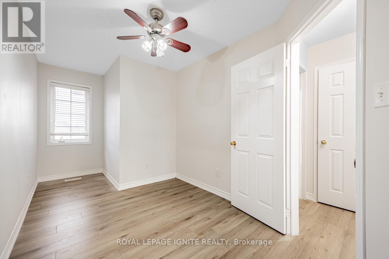 3356 Redpath Circle, Mississauga, Ontario  L5N 8R2 - Photo 17 - W12487714