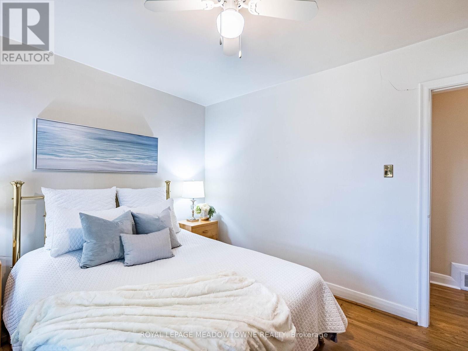 20 Erlesmere Avenue, Brampton, Ontario  L6W 2T5 - Photo 28 - W12487723