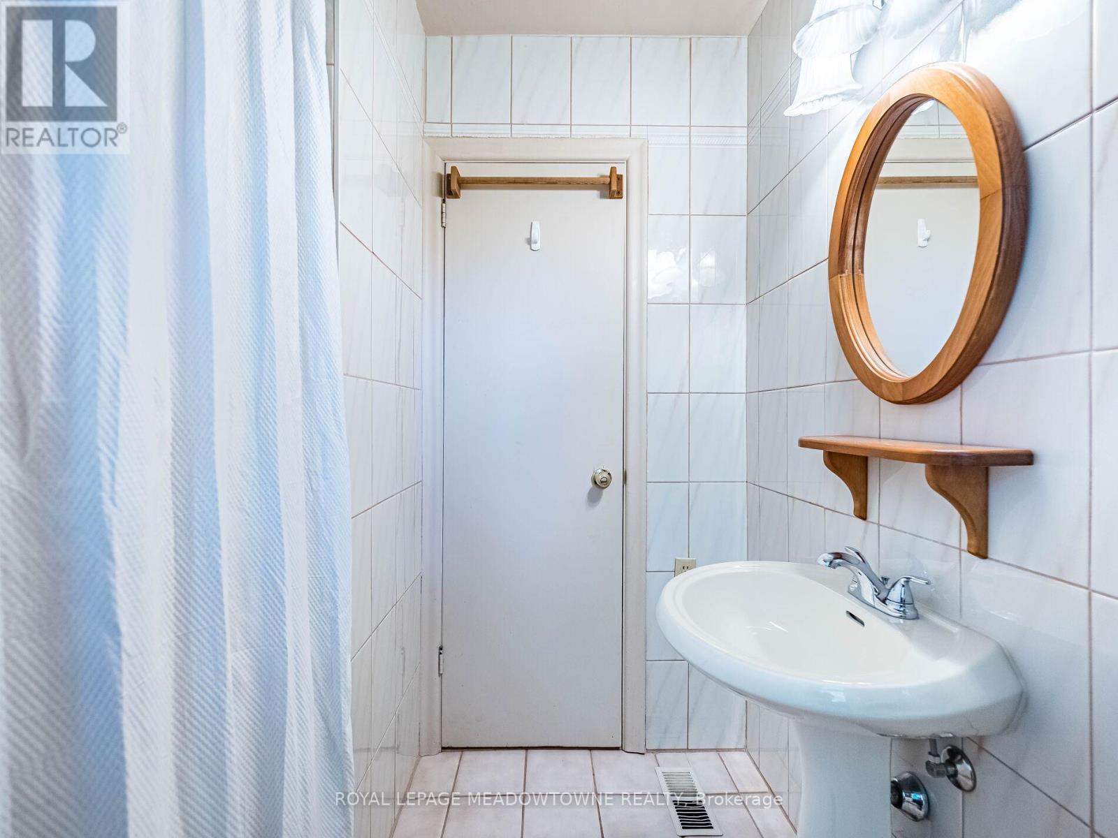 20 Erlesmere Avenue, Brampton, Ontario  L6W 2T5 - Photo 38 - W12487723