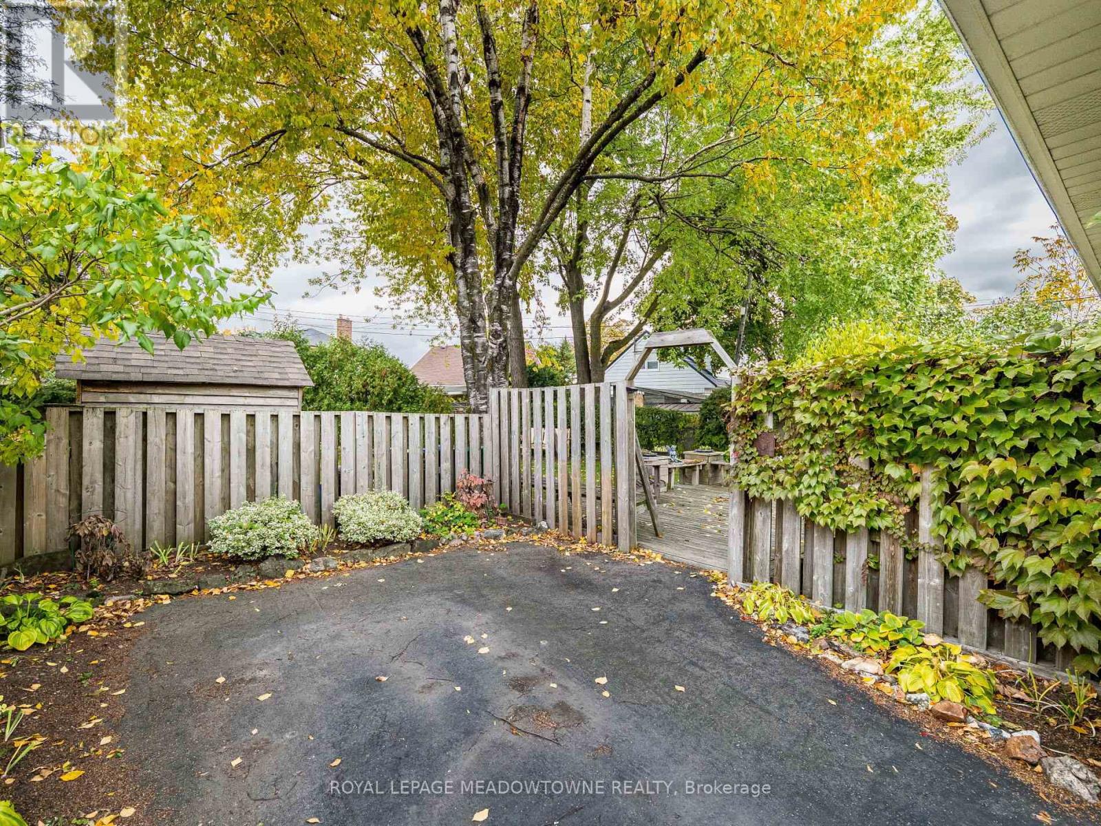 20 Erlesmere Avenue, Brampton, Ontario  L6W 2T5 - Photo 40 - W12487723