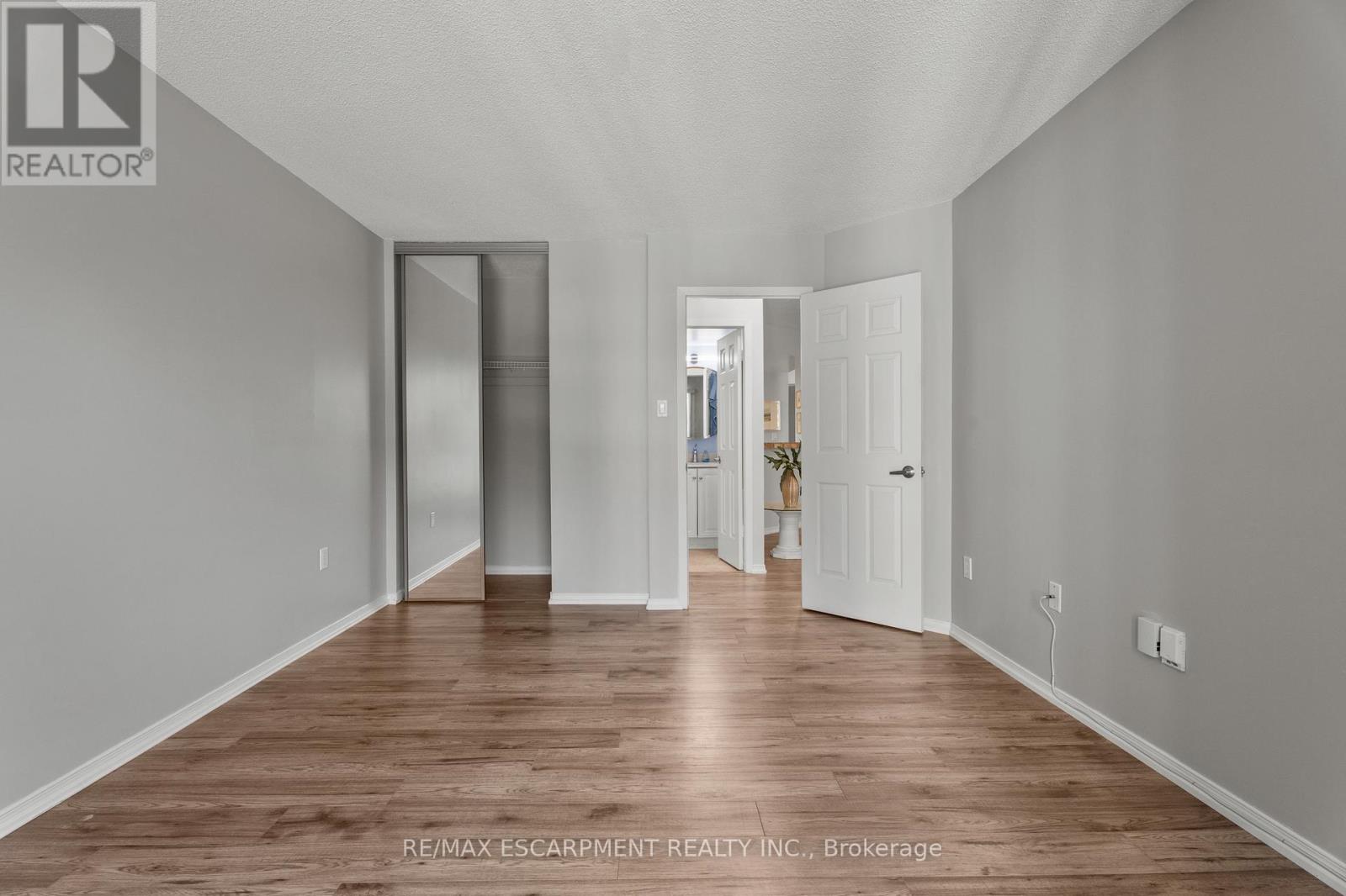 302 - 1201 North Shore Boulevard E, Burlington, Ontario  L7S 1Z5 - Photo 22 - W12487729