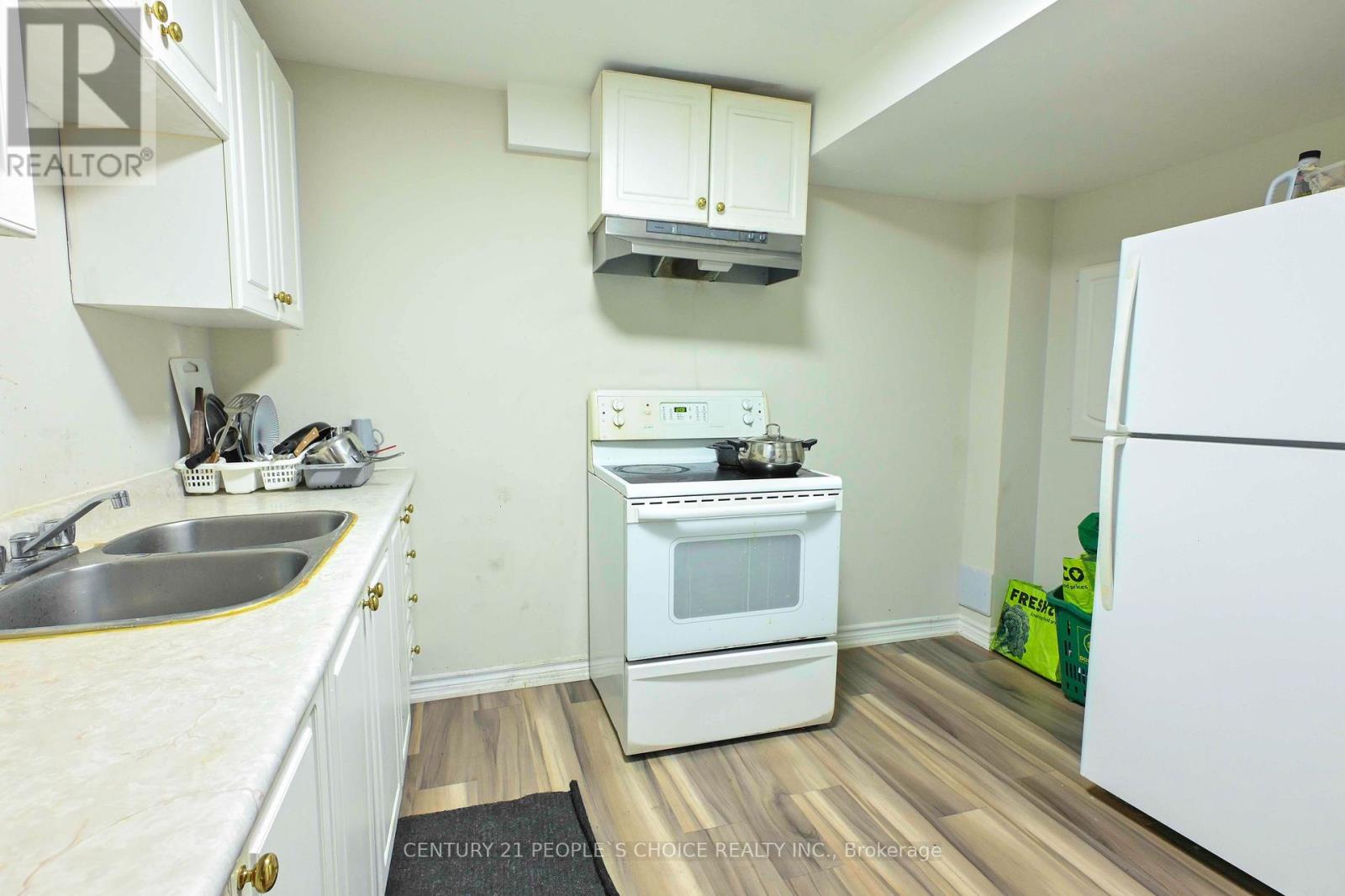 62 Pauline Crescent, Brampton, Ontario  L7A 2V6 - Photo 38 - W12487748