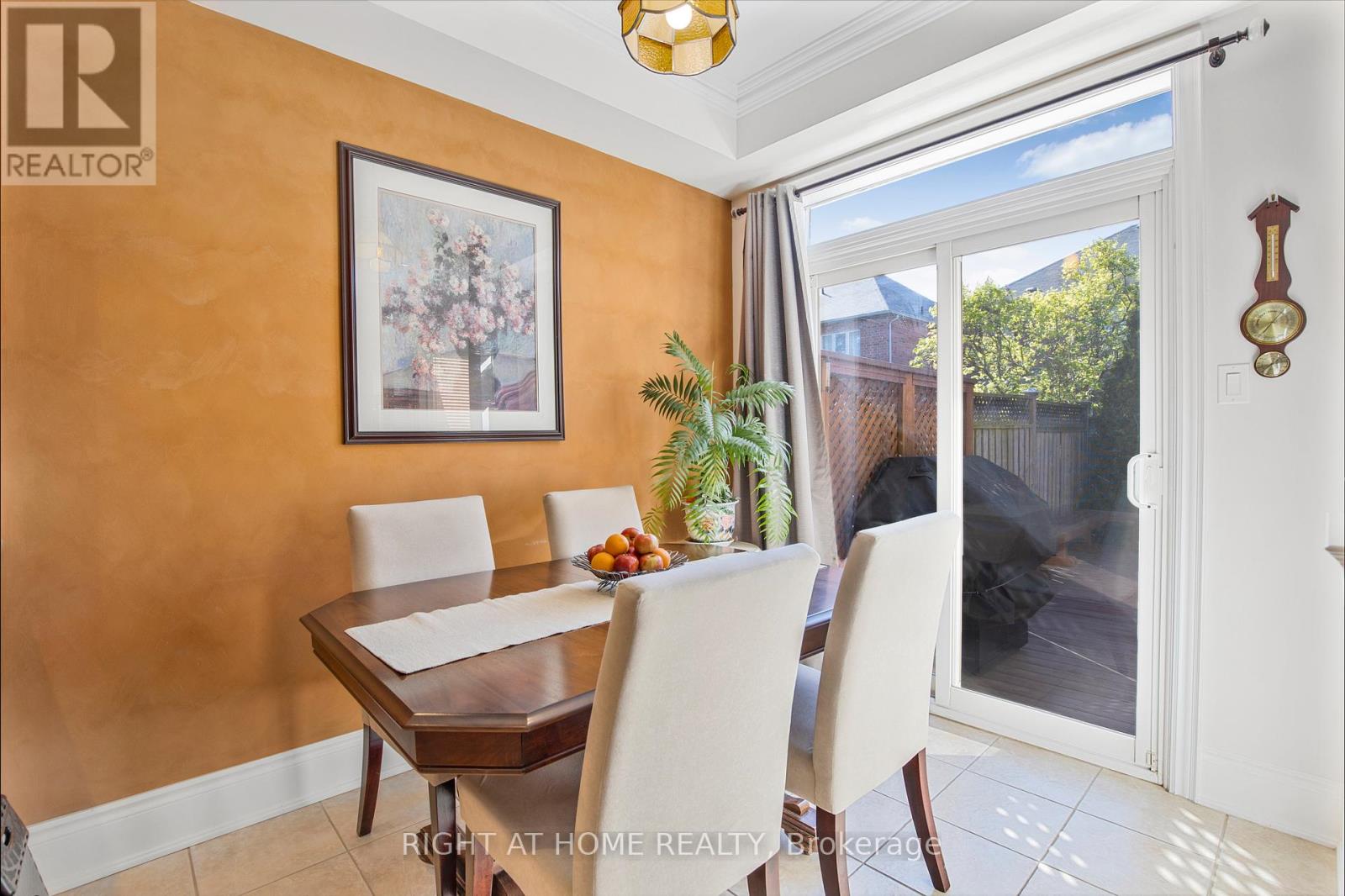 3351 Hayhurst Crescent, Oakville, Ontario  L6L 6T8 - Photo 14 - W12487750