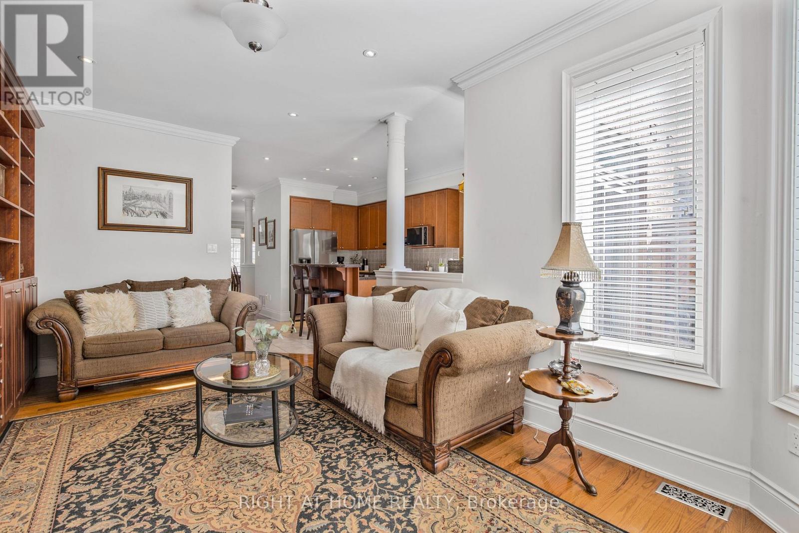 3351 Hayhurst Crescent, Oakville, Ontario  L6L 6T8 - Photo 16 - W12487750