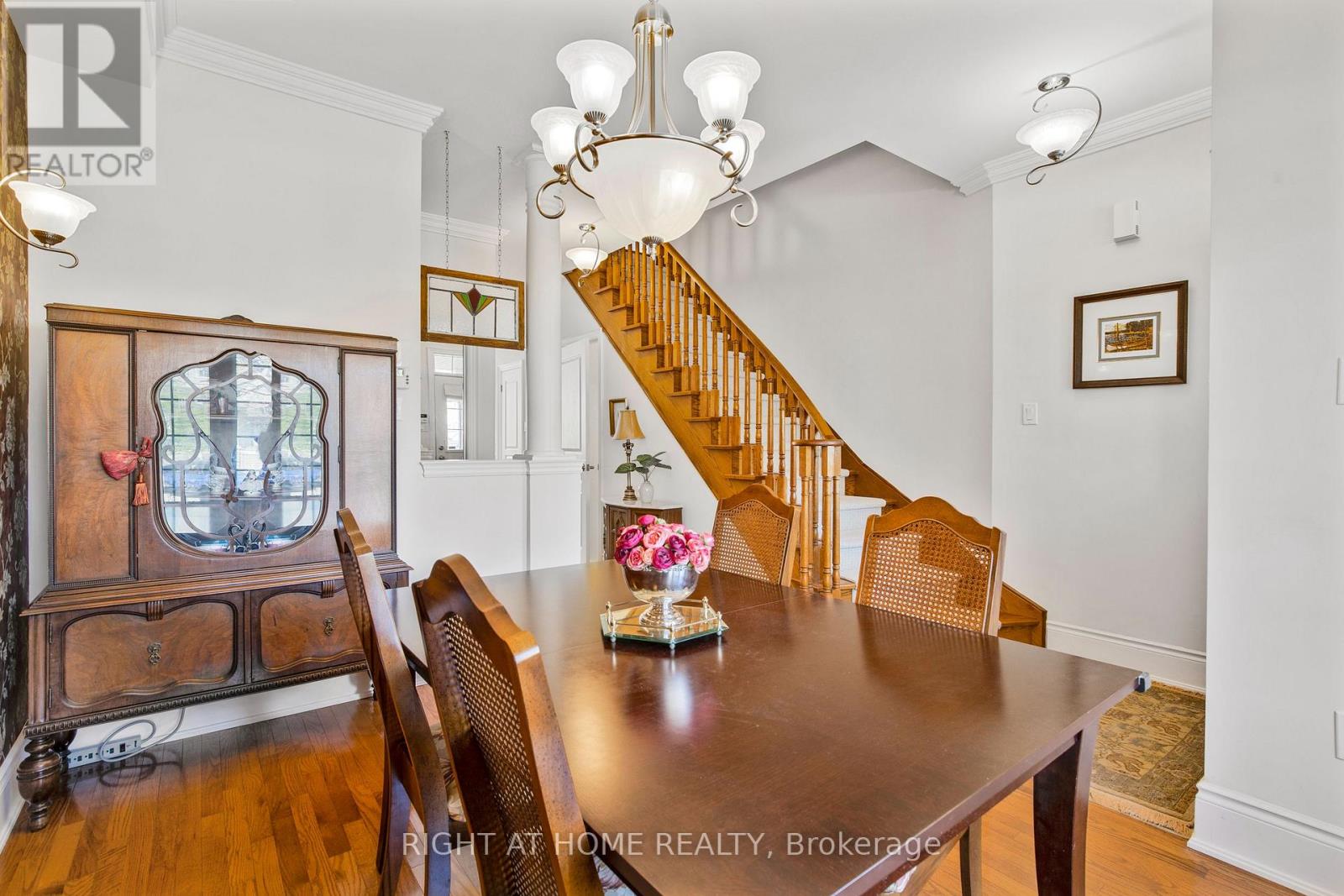 3351 Hayhurst Crescent, Oakville, Ontario  L6L 6T8 - Photo 8 - W12487750