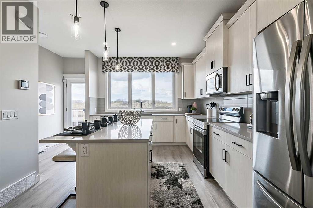 1277 Alpine Avenue Sw, Calgary, Alberta  T2Y 0N5 - Photo 3 - A2267509