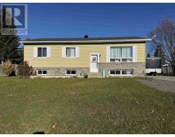 25 Brooks Street, Manitouwadge, Ontario