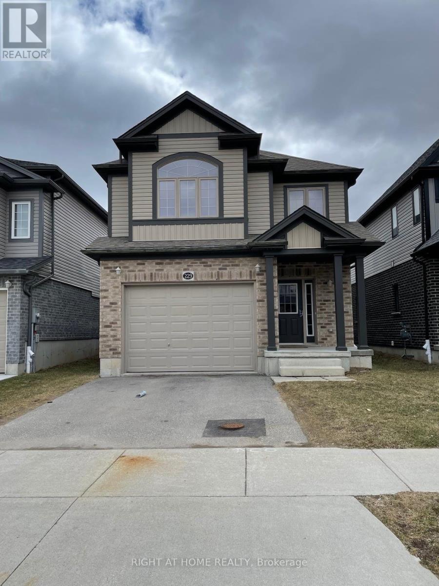 MAIN - 229 TALL CRASS CRESCENT, Kitchener, Ontario