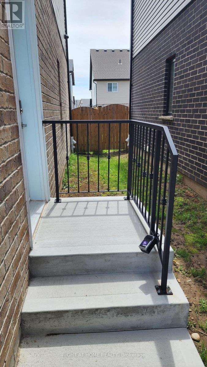 Main - 229 Tall Crass Crescent, Kitchener, Ontario  N2P 0G8 - Photo 24 - X12487740