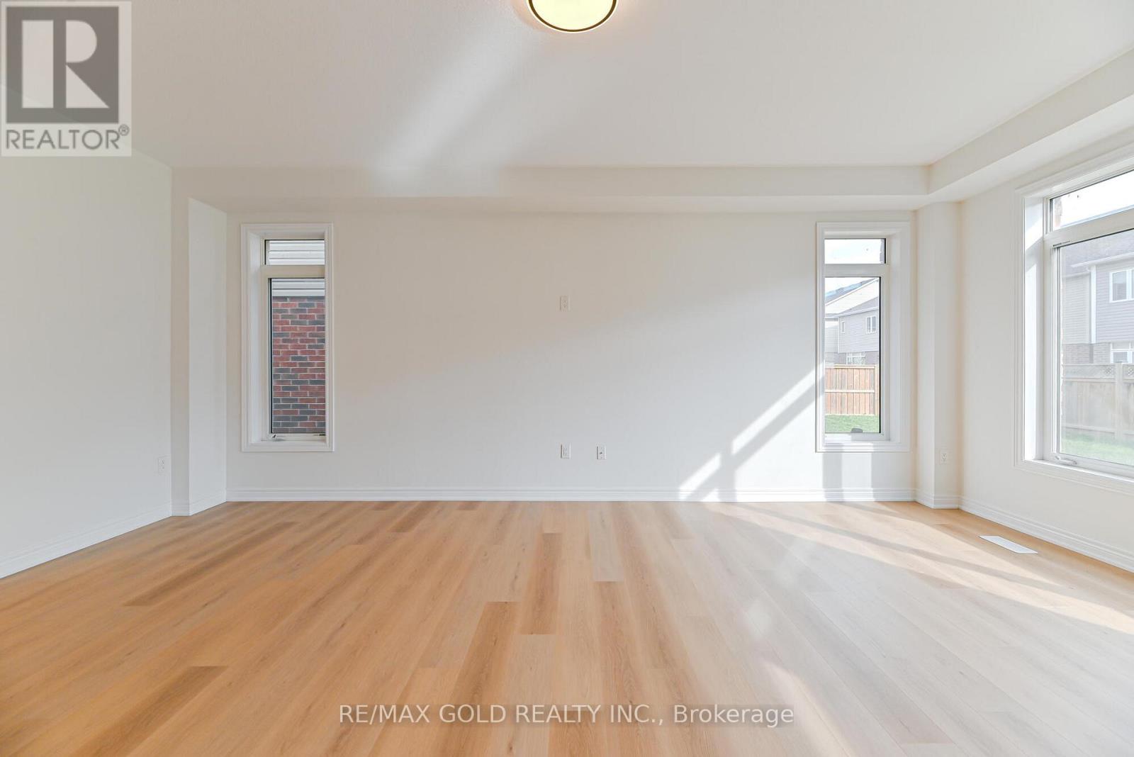 20 Mullholland Avenue, Cambridge, Ontario  N3H 0C3 - Photo 10 - X12487741