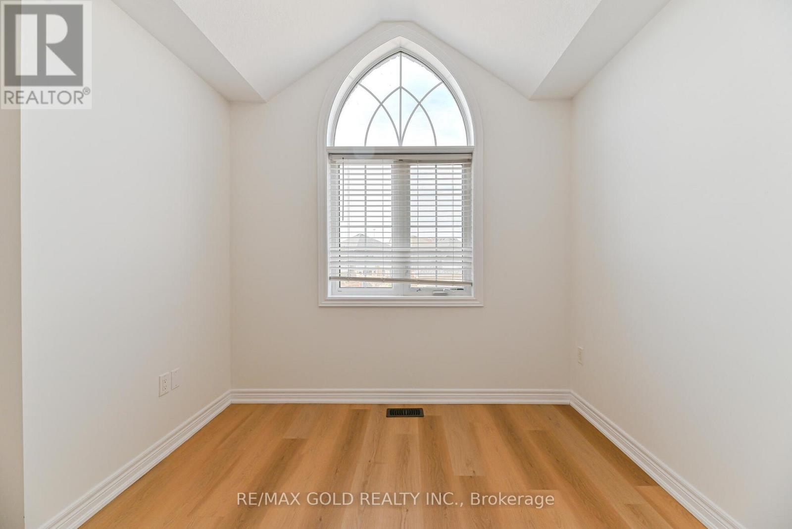 20 Mullholland Avenue, Cambridge, Ontario  N3H 0C3 - Photo 38 - X12487741