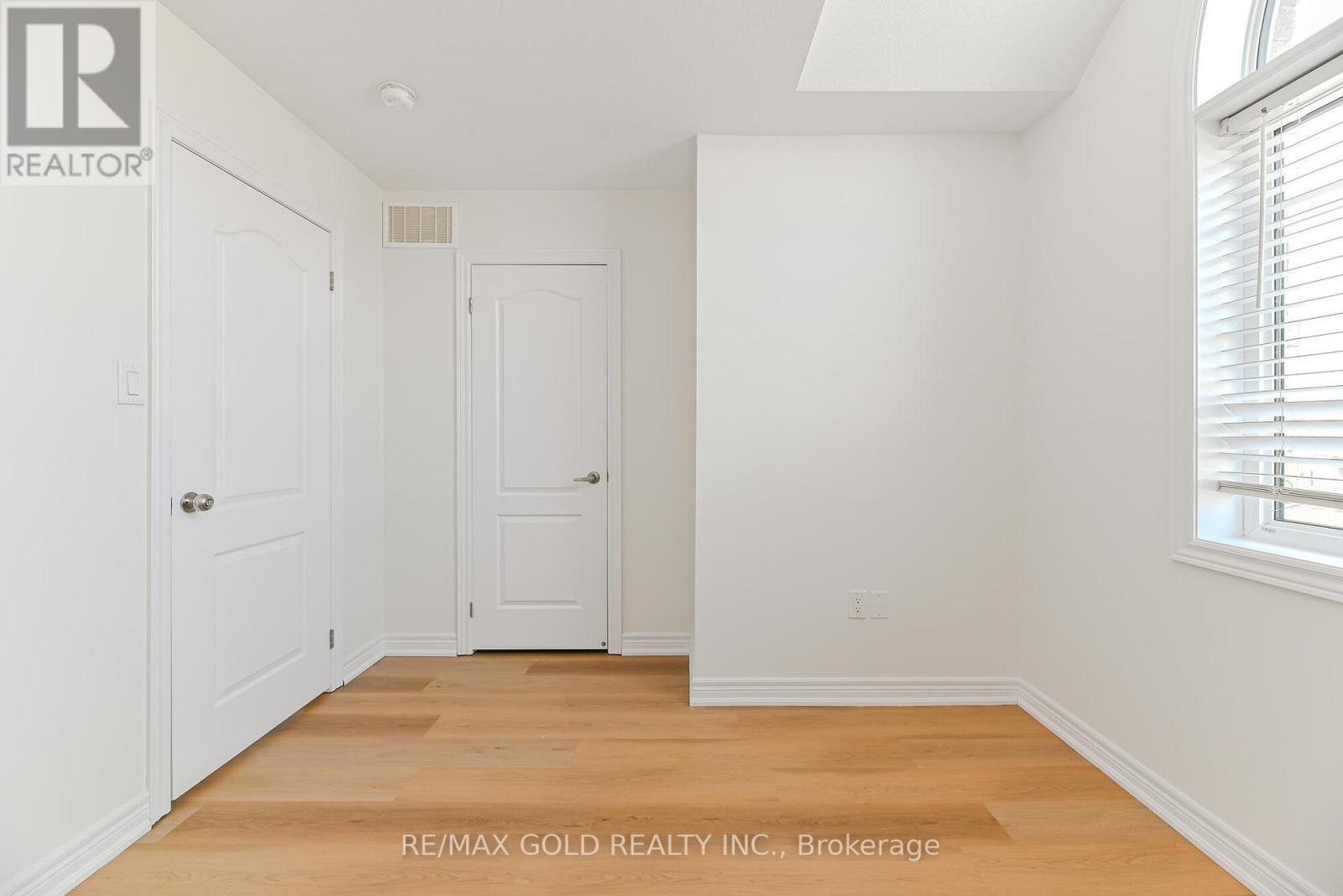 20 Mullholland Avenue, Cambridge, Ontario  N3H 0C3 - Photo 39 - X12487741