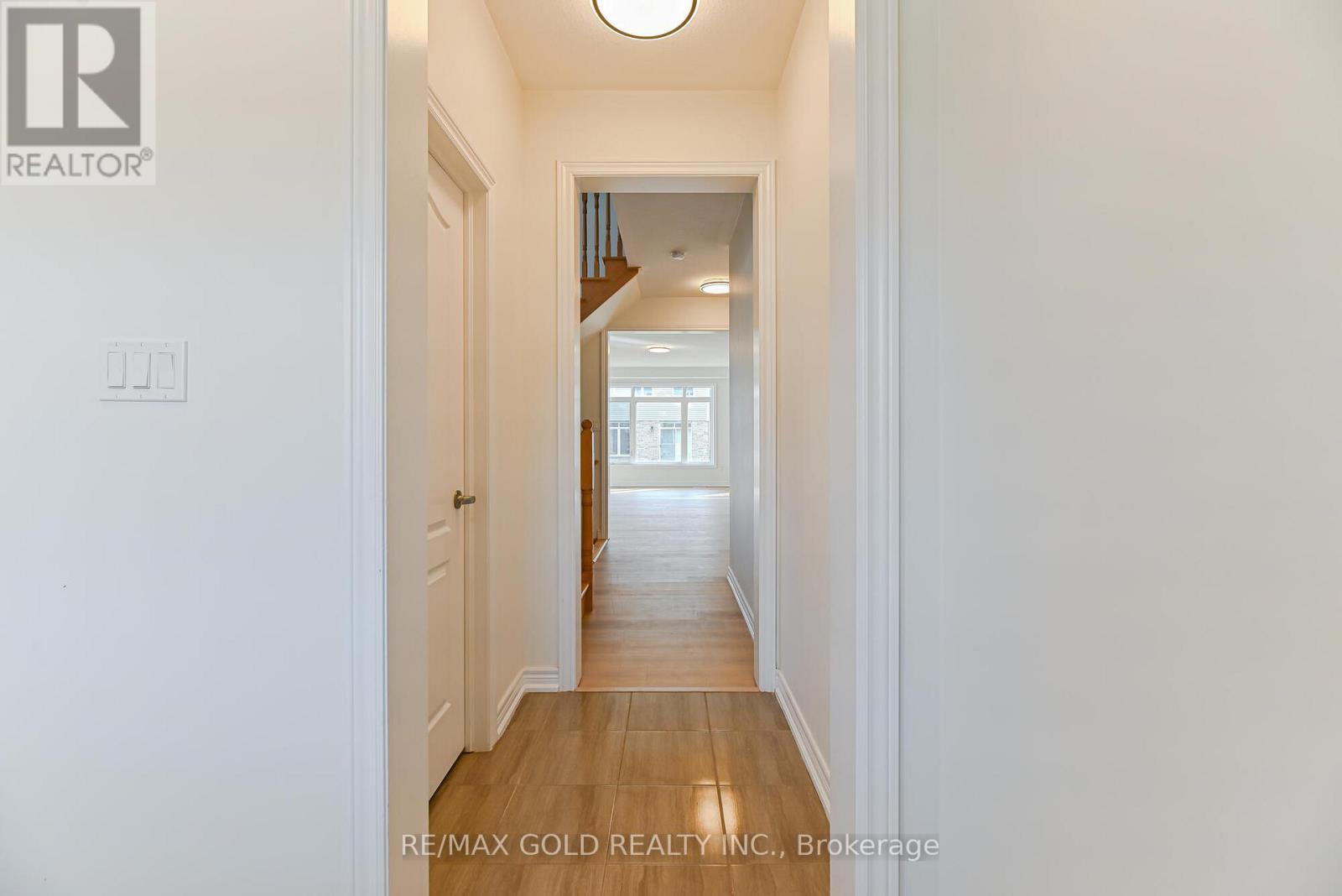 20 Mullholland Avenue, Cambridge, Ontario  N3H 0C3 - Photo 6 - X12487741