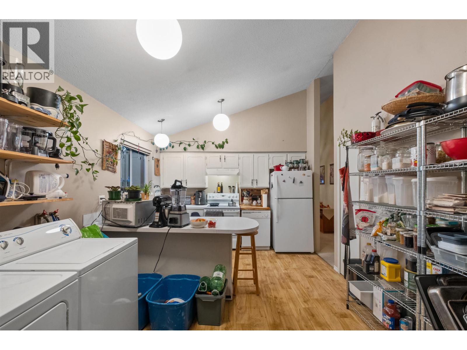 3602 Regent Avenue, North Vancouver, British Columbia  V7N 2C2 - Photo 12 - R3062892