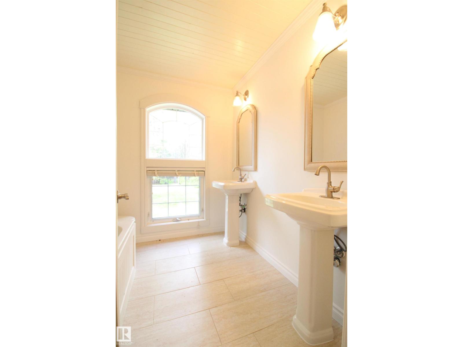 44 9002 Hwy 16, Rural Yellowhead, Alberta  T0E 2M0 - Photo 17 - E4437007