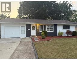 1 LONGFIELD LANE, Leamington, Ontario