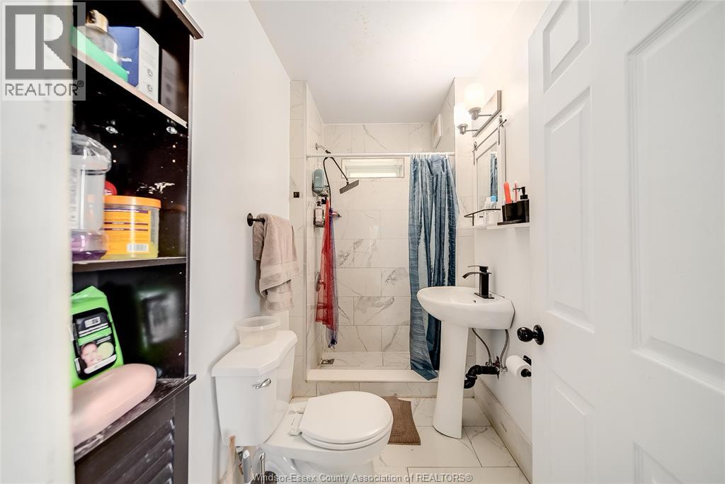2251-53 Howard Avenue, Windsor, Ontario  N8X 3V2 - Photo 34 - 25027411