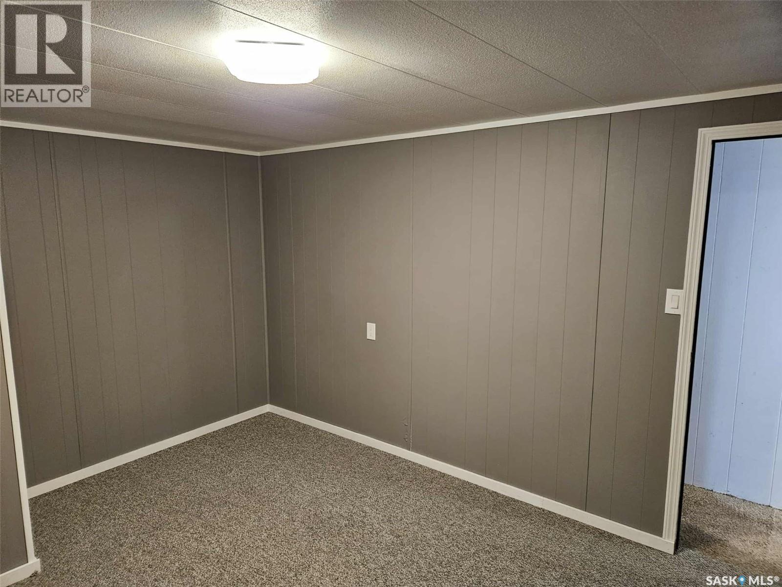 305 2nd Street W, Milden, Saskatchewan  S0L 2L0 - Photo 22 - SK995559