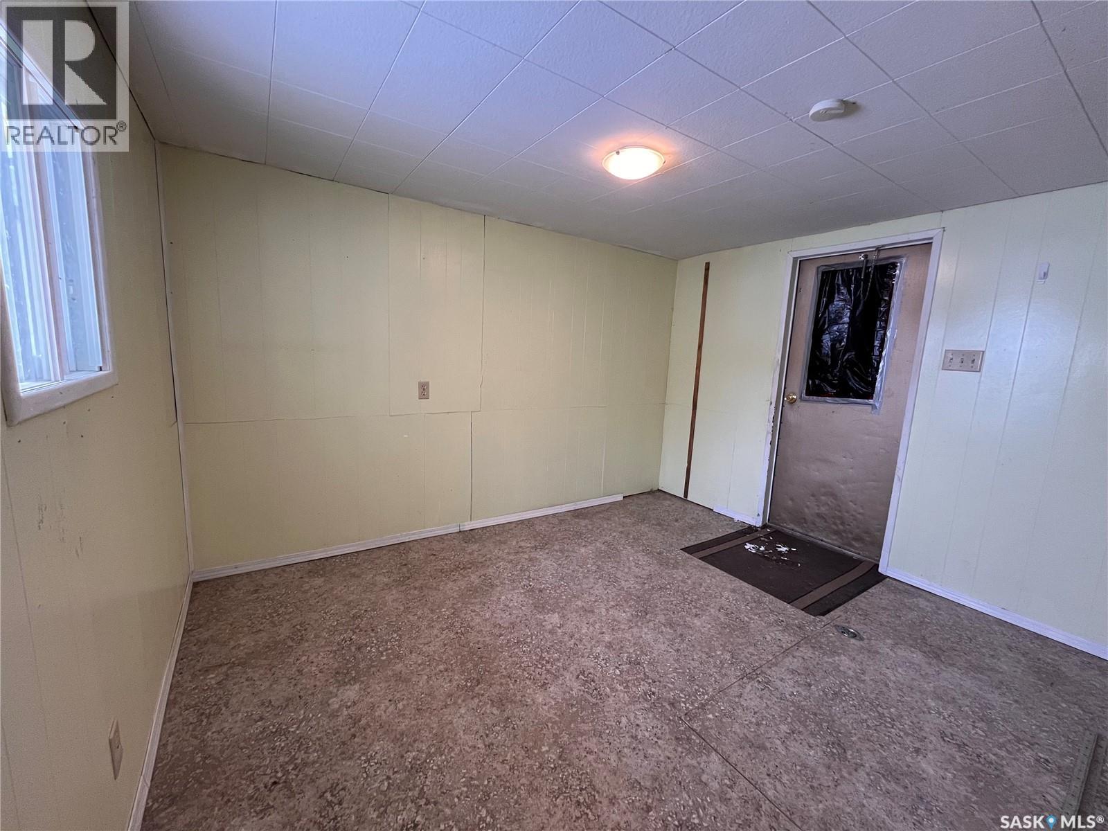 305 2nd Street W, Milden, Saskatchewan  S0L 2L0 - Photo 13 - SK995559