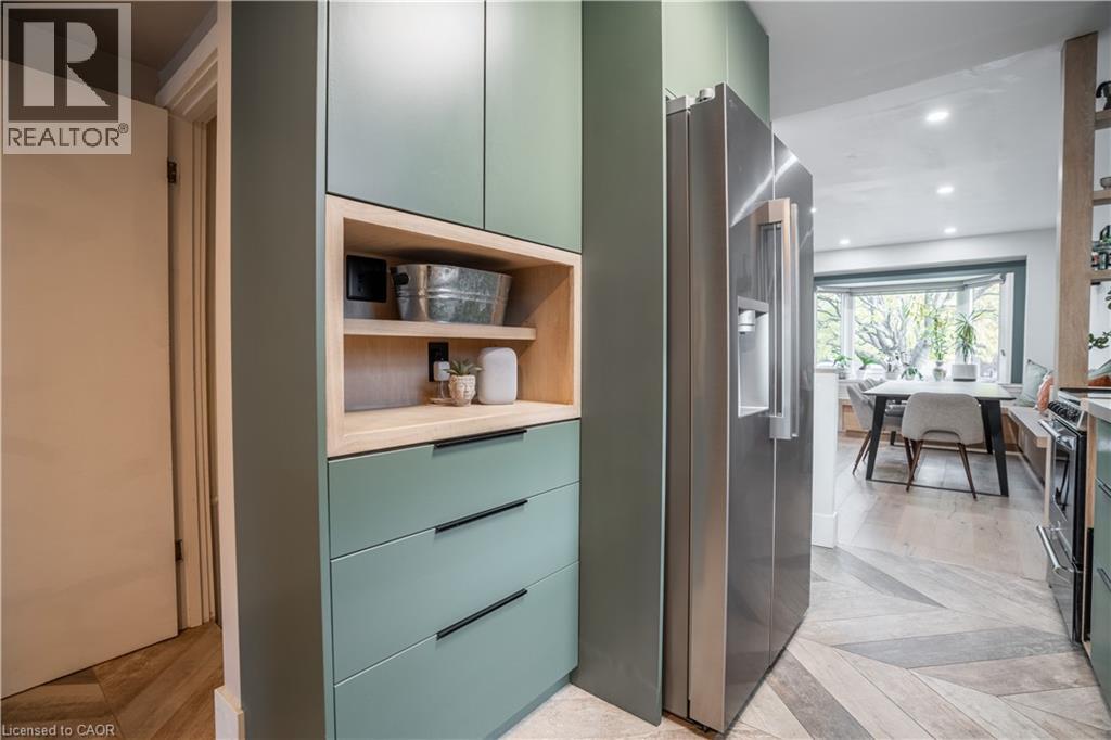 128 East 17th Street, Hamilton, Ontario  L9A 4M5 - Photo 9 - 40784096