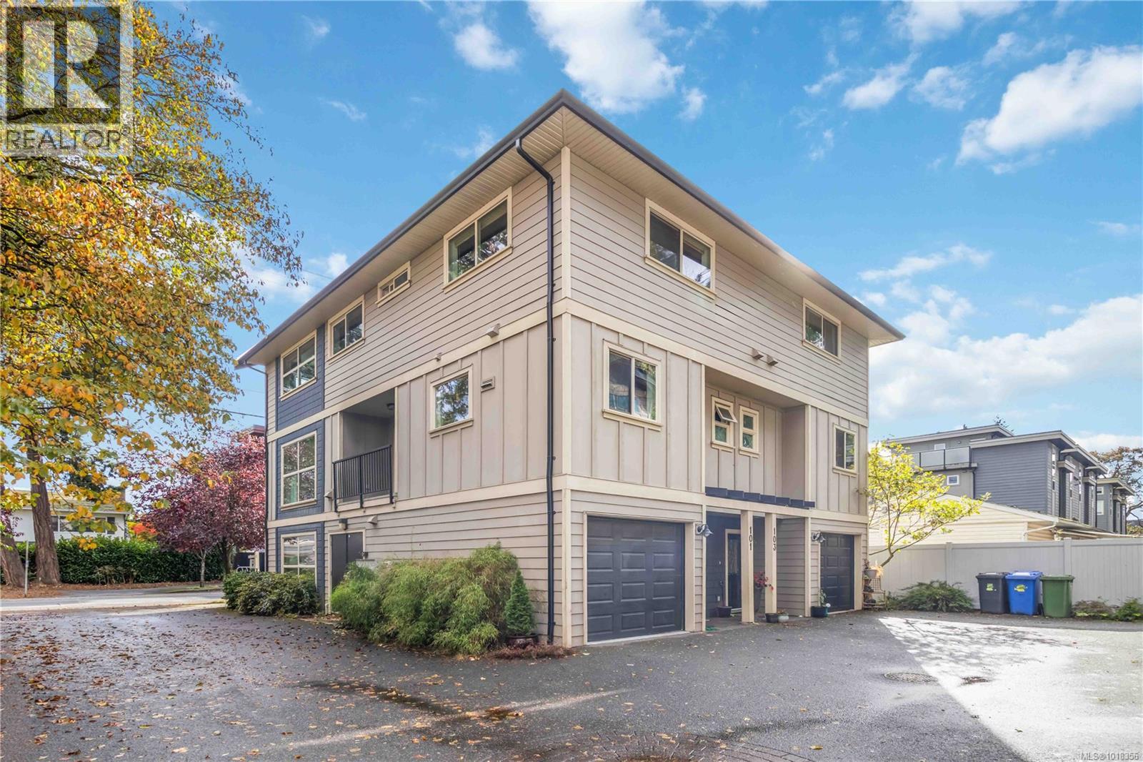 101 2710 Peatt Rd, Langford, British Columbia  V9B 3V3 - Photo 2 - 1018356