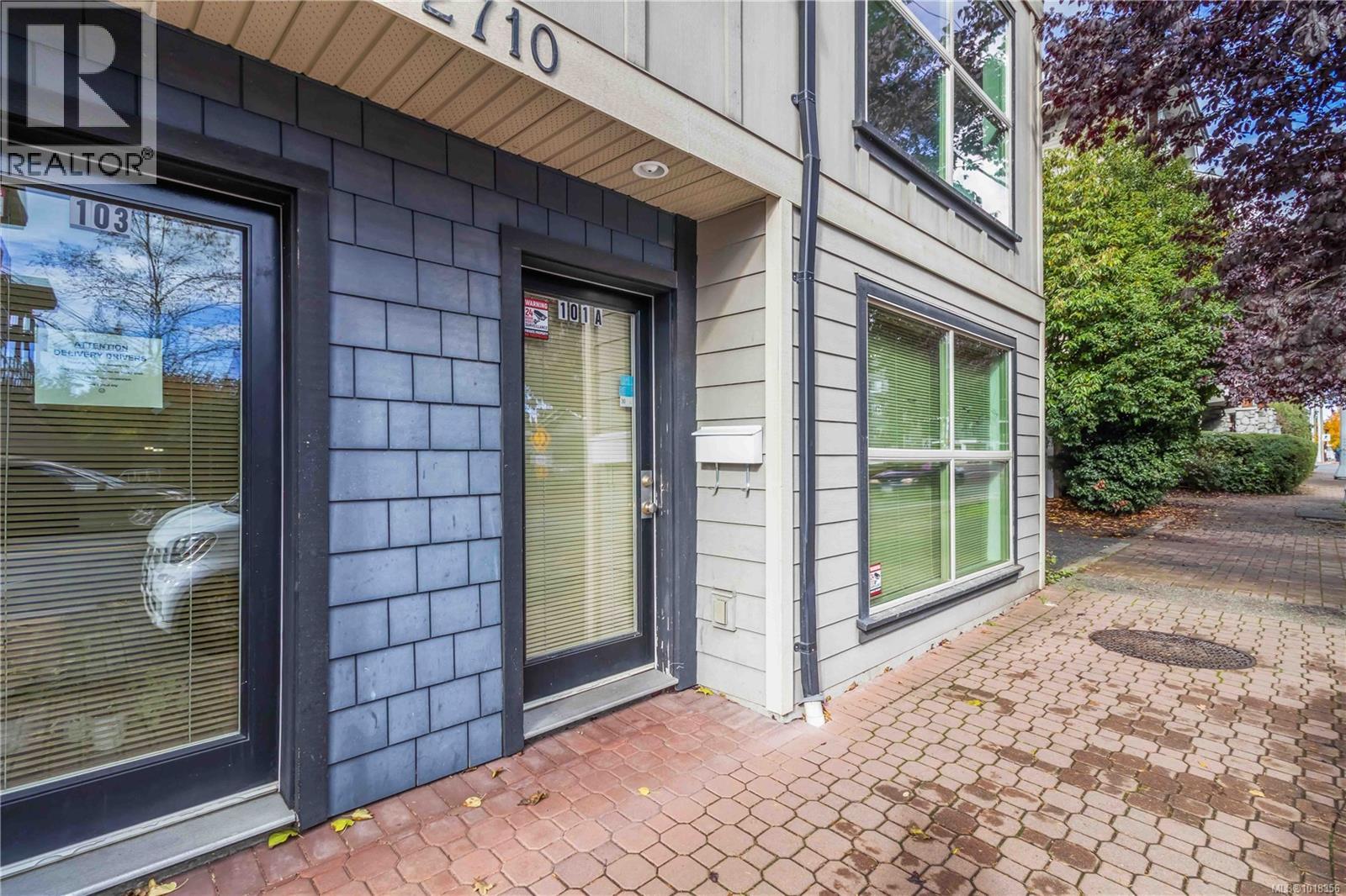 101 2710 Peatt Rd, Langford, British Columbia  V9B 3V3 - Photo 26 - 1018356