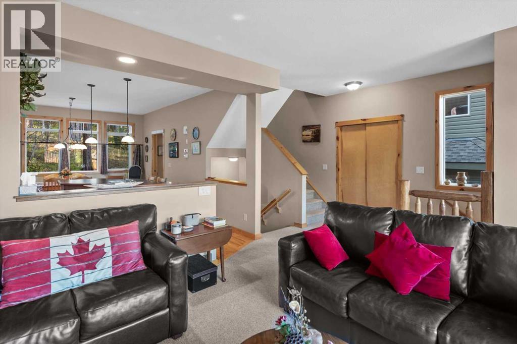 1073 Wilson Way, Canmore, Alberta  T1W 3C5 - Photo 9 - A2265573