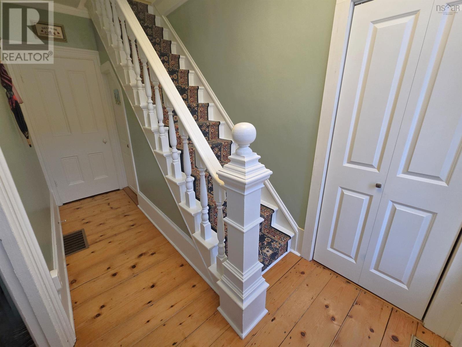 29 School Street, Mahone Bay, Nova Scotia  B0J 2E0 - Photo 17 - 202526357