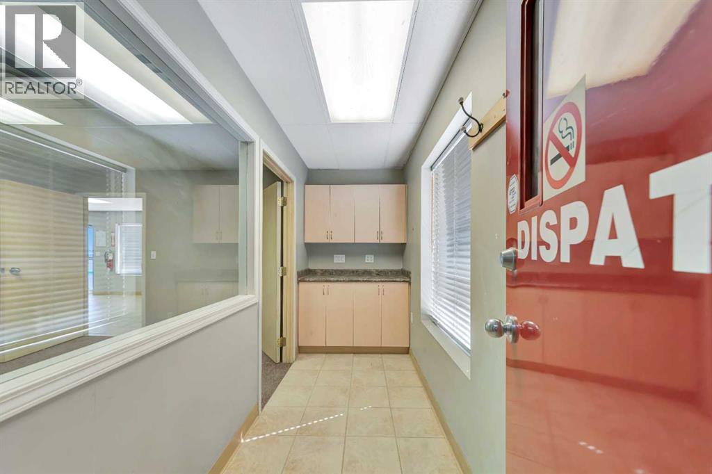 5204 63 Avenue, Lloydminster, Alberta  T9V 3T8 - Photo 9 - A2250130