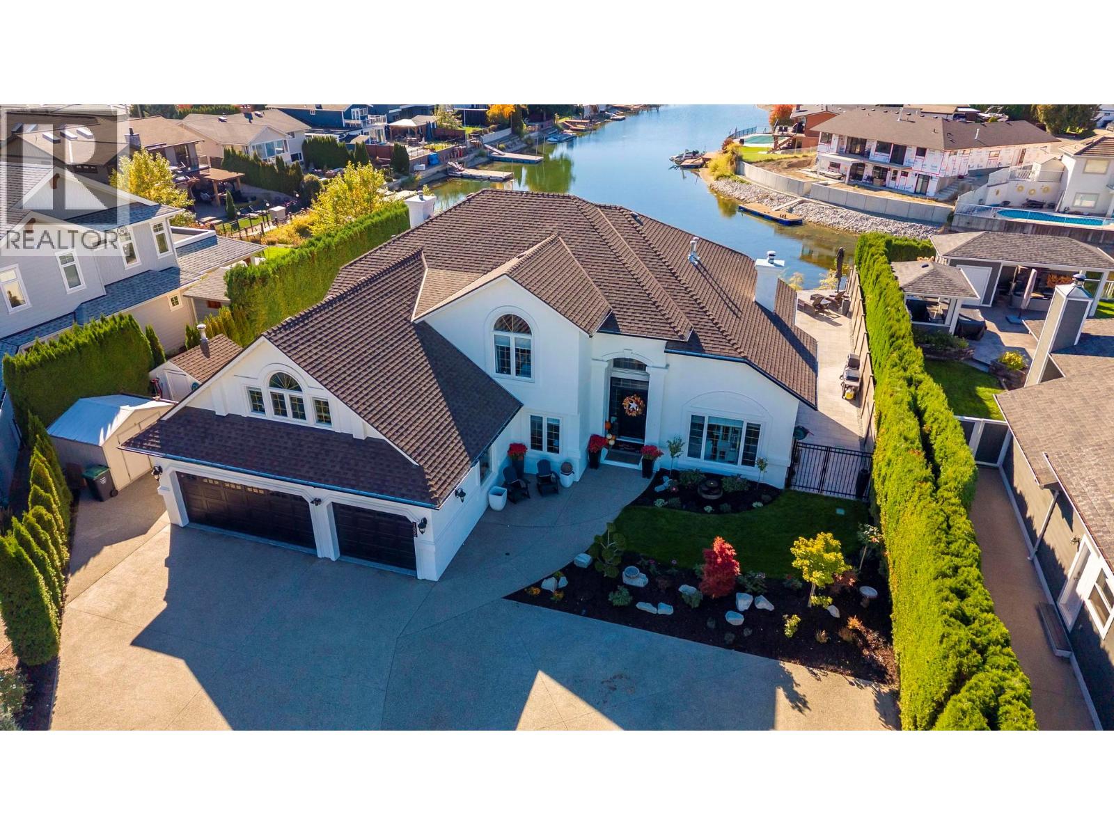 1659 Newport Road, West Kelowna, British Columbia  V4T 1X1 - Photo 2 - 10366902