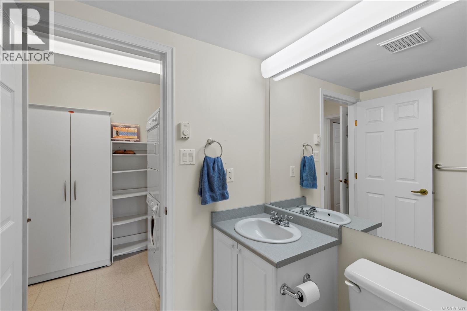 202 5620 Edgewater Lane, Nanaimo, British Columbia  V9T 6K1 - Photo 24 - 1018477